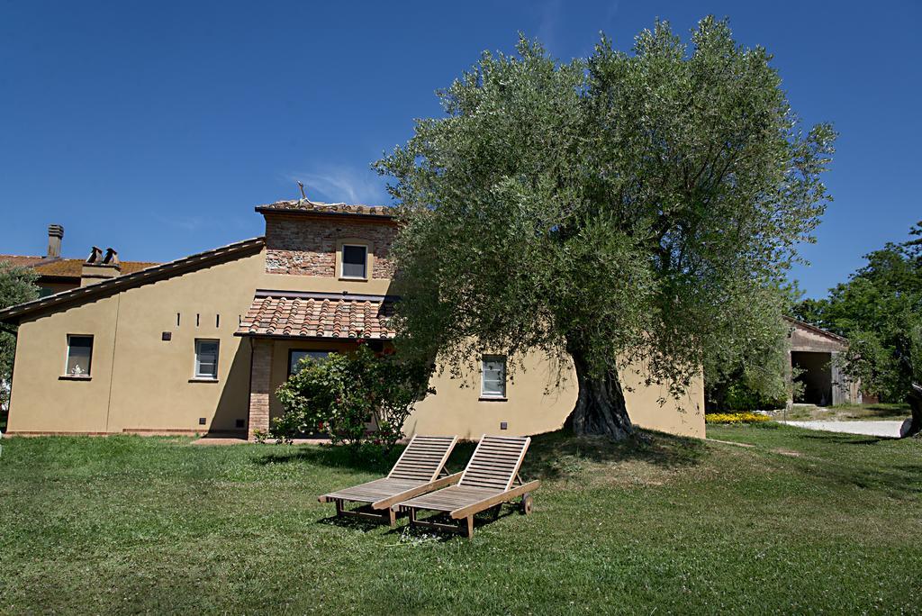 Crespina Agriturismo L'Isola חדר תמונה