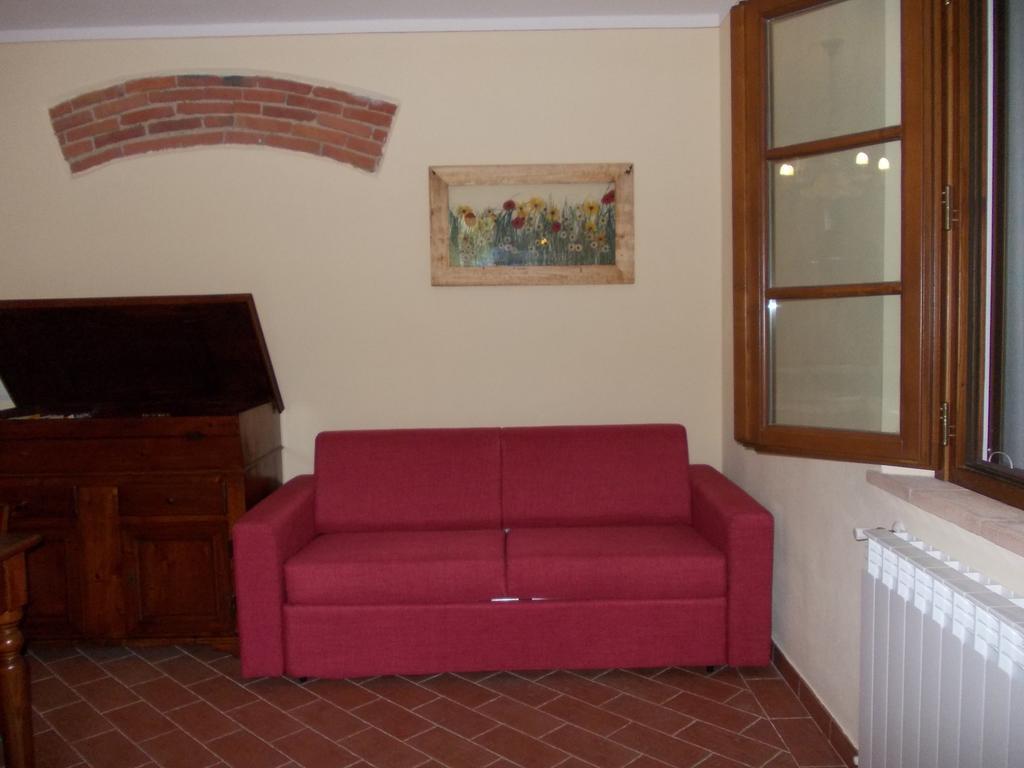 Crespina Agriturismo L'Isola חדר תמונה