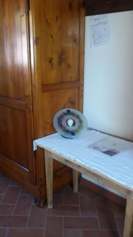 Crespina Agriturismo L'Isola מראה חיצוני תמונה